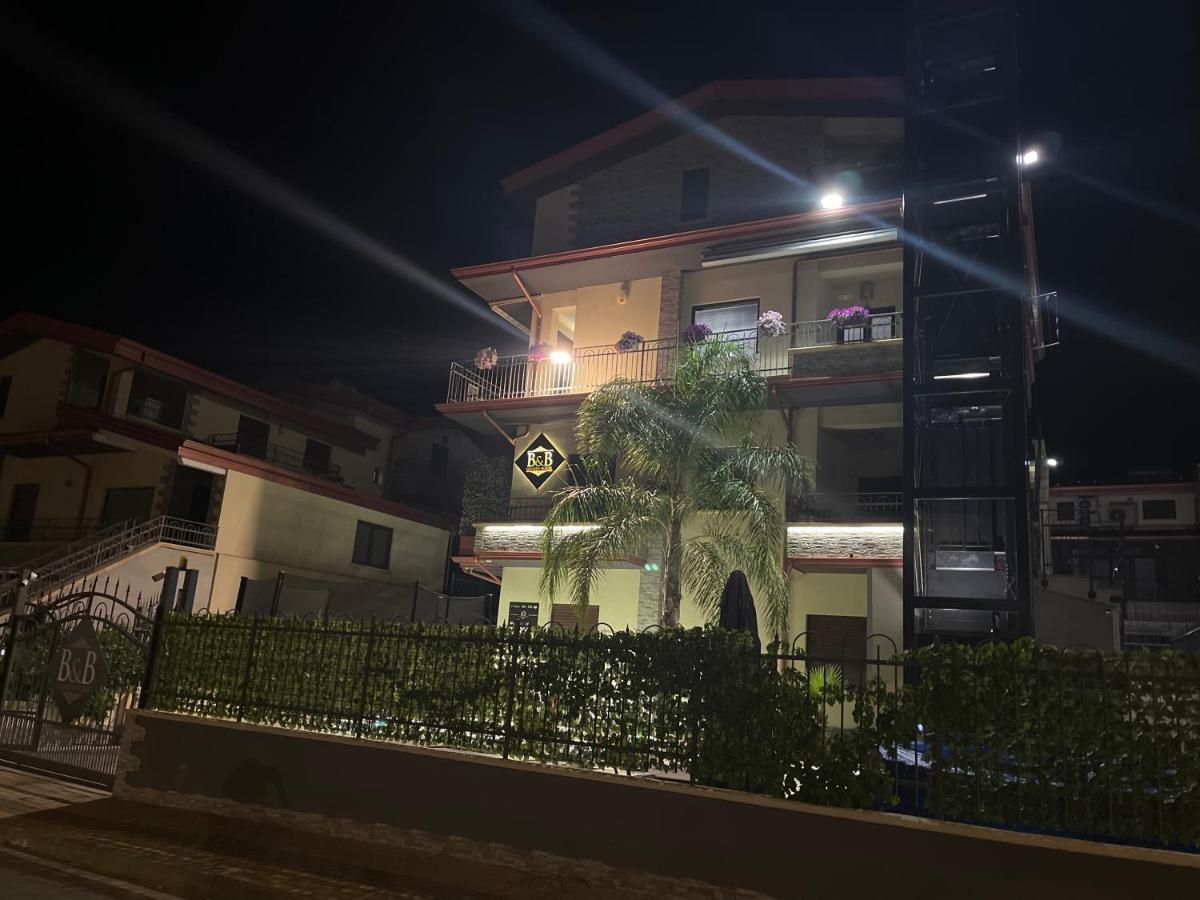 B&B Golden House & Spa Rose 외부 사진