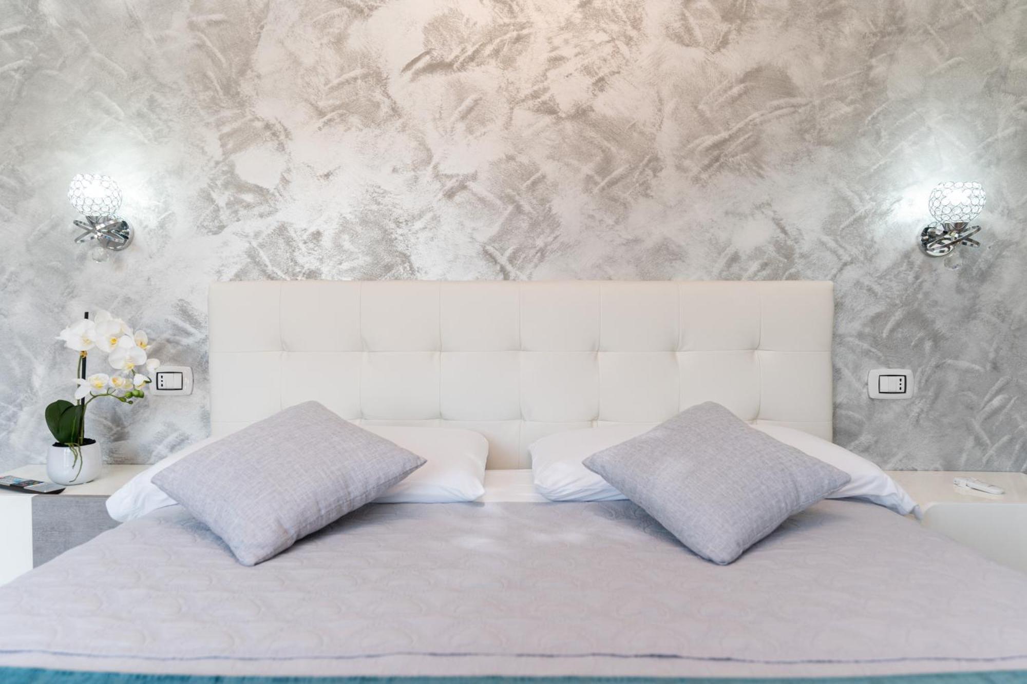 B&B Golden House & Spa Rose 외부 사진