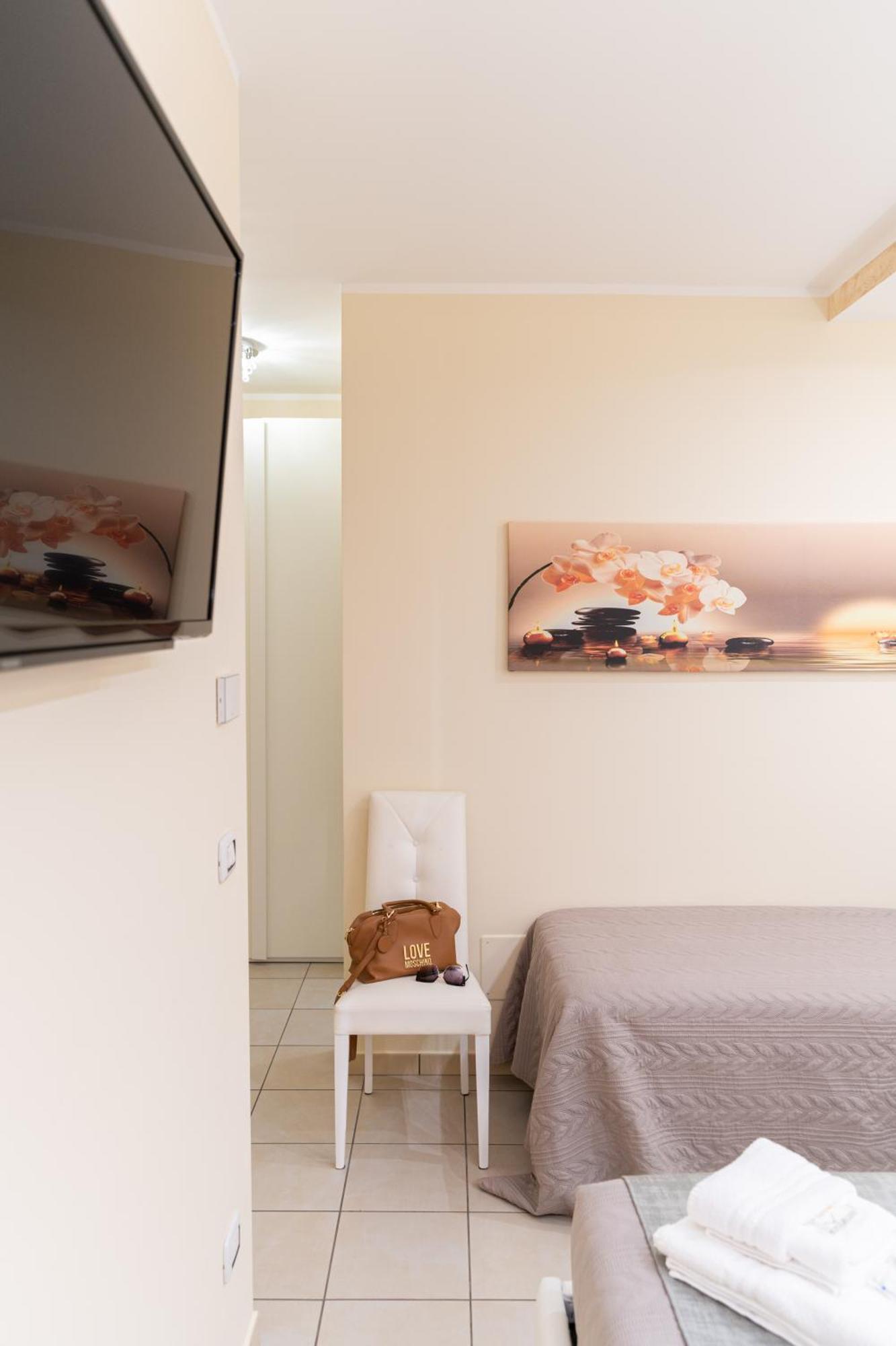 B&B Golden House & Spa Rose 외부 사진