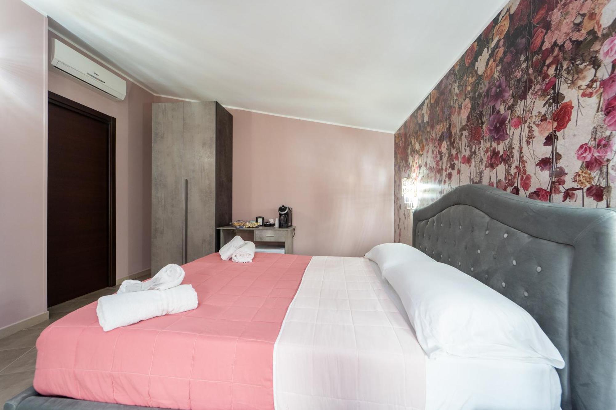B&B Golden House & Spa Rose 외부 사진