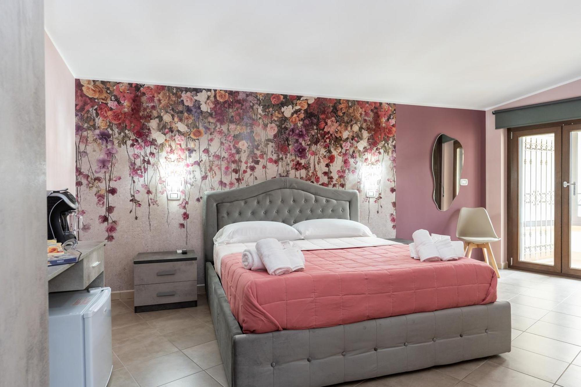 B&B Golden House & Spa Rose 외부 사진
